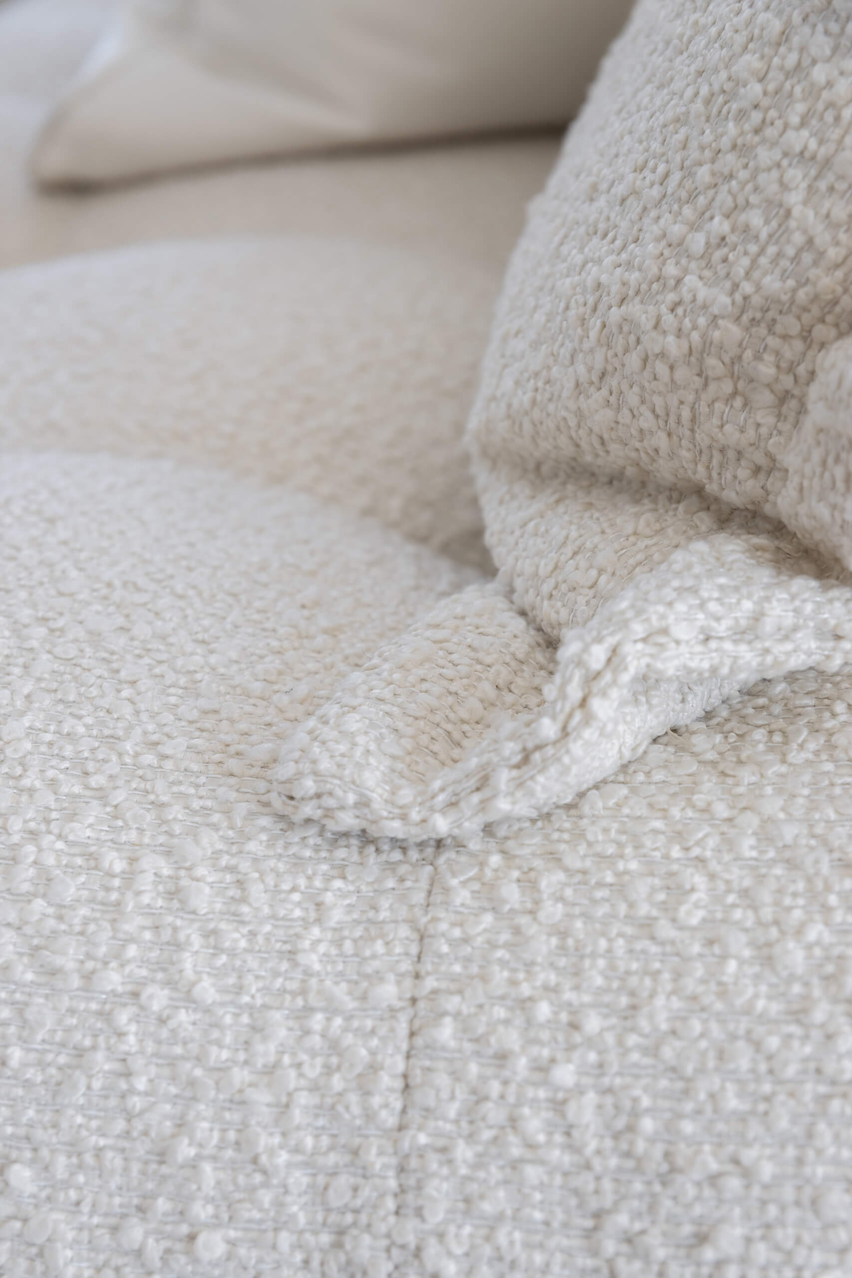 sufouh-serenity-contemporary-chic-retreat-img12