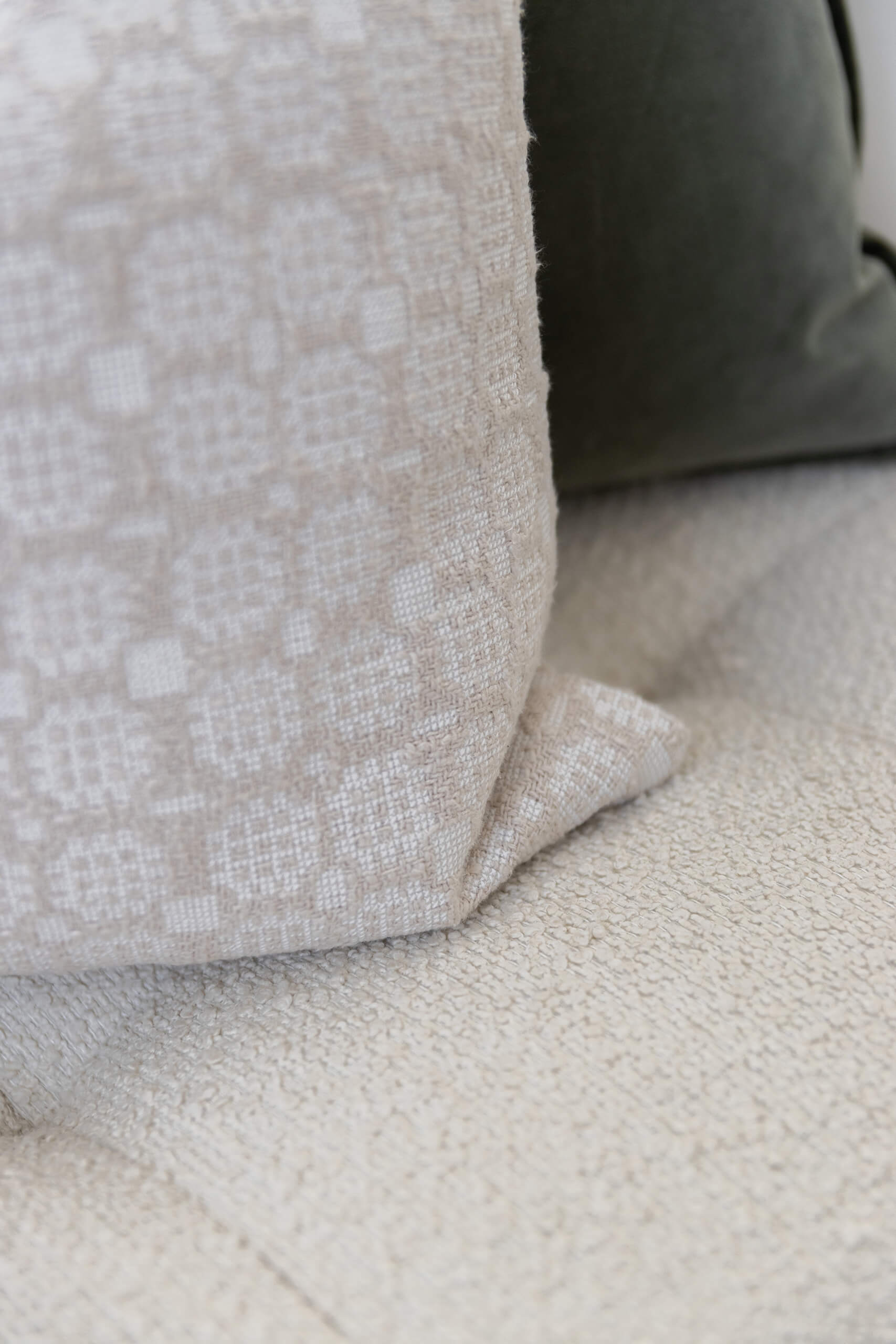 sufouh-serenity-contemporary-chic-retreat-img13